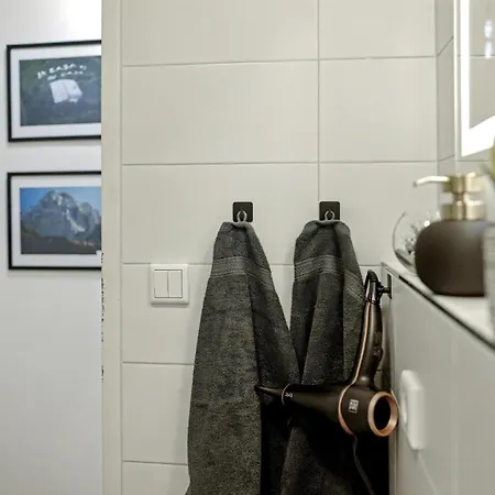 In Stylish & Cozy I Self Check-in Apartamento Graz