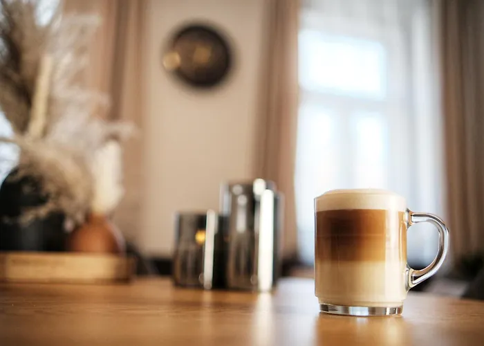 In Stylish & Cozy I Self Check-in *