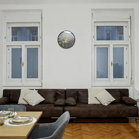 In Stylish & Cozy I Self Check-in * Graz