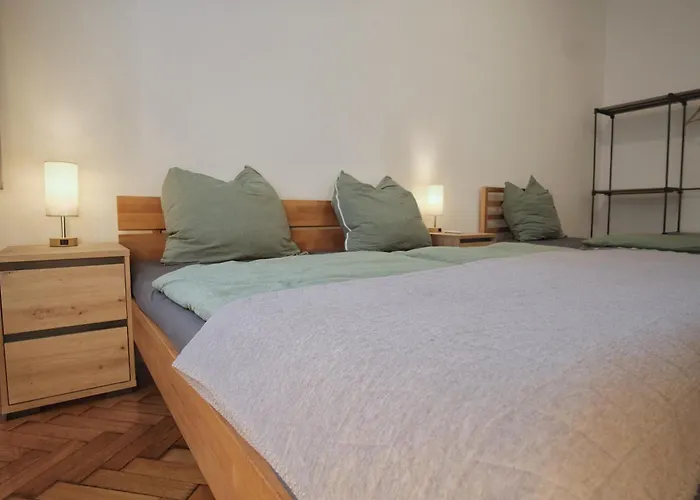 In Stylish & Cozy I Self Check-in