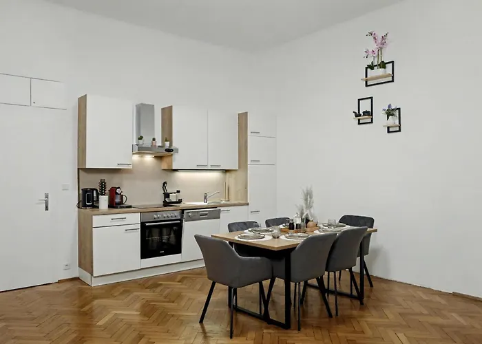 In Stylish & Cozy I Self Check-in * Грац