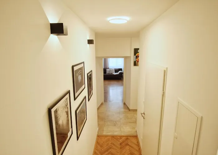 In Stylish & Cozy I Self Check-in Appartement